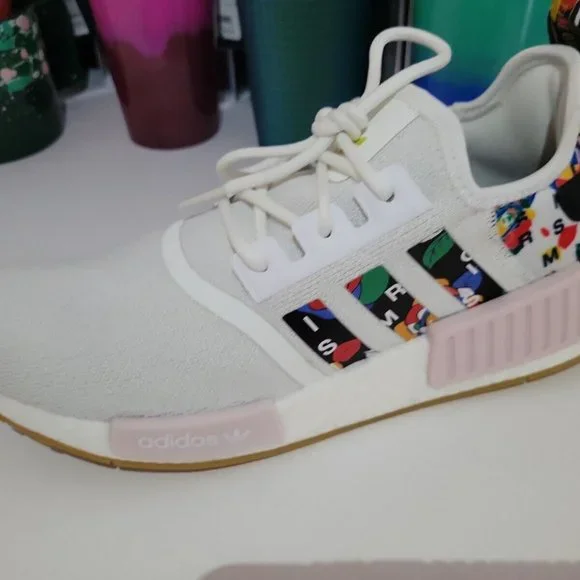 NIB Adidas Women's Rich Mnisi NMD R1 Sneakers Shoes Cloud White - GW0563 - Picture 4 of 10